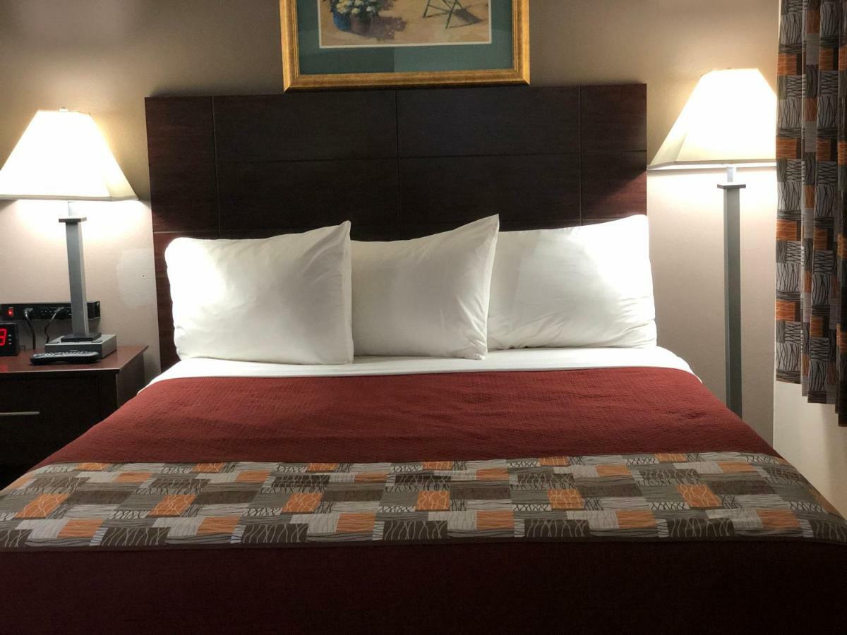 Sun Coast Inn Энглвуд Номер фото